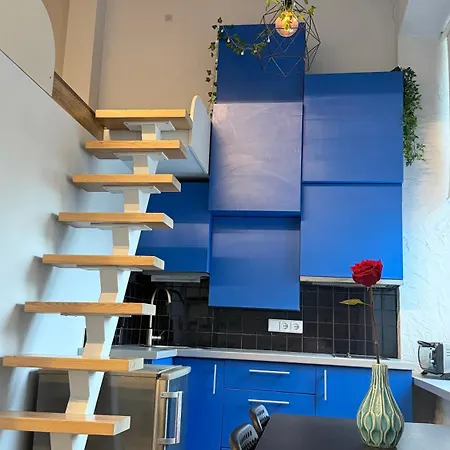 Apartment Cozy Loft Studio, One Open Space, In Great Location